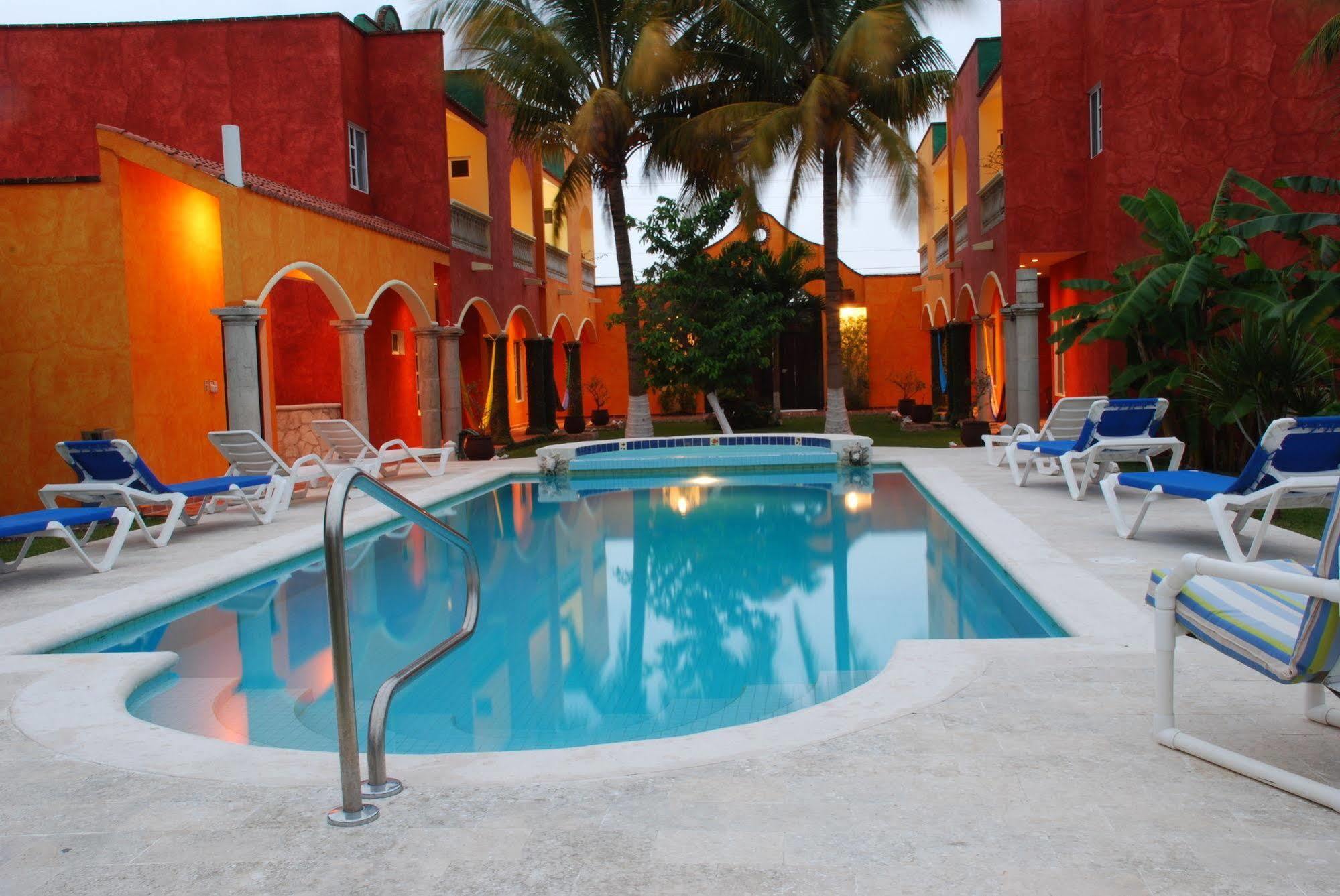 CASA COLONIAL HOLIDAY HOME | COZUMEL, MEXICO | SEASON DEALS FROM $175